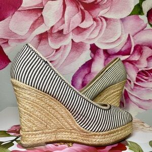 Banana Republic Black and White Espadrille Wedges